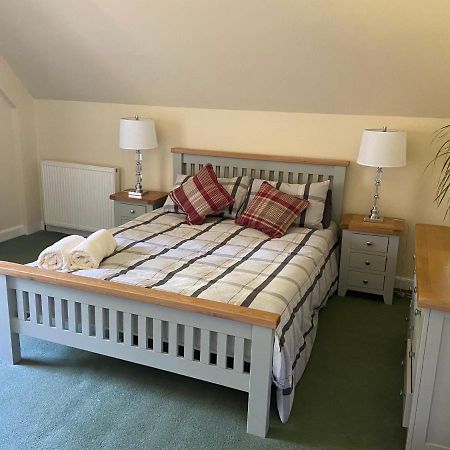Fabulous 2 Bedroom House Just Outside Edinburgh Auchendinny Buitenkant foto